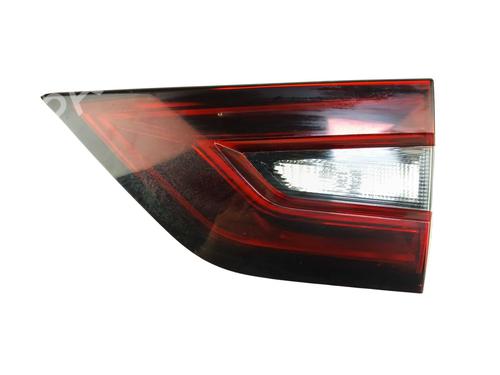 right-tailgate-light-nissan-juke-f16_-2019-38748046 main image