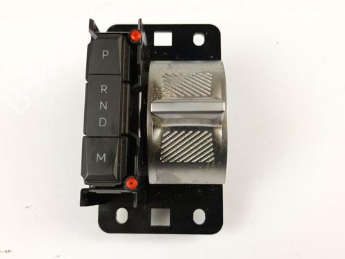 Used Gear lever PEUGEOT 2008 II (UD_, US_, UY_, UJ_, UR_, UC_) 1.2 PureTech 130 (USHNS, URHNS) (130 hp) 28481502