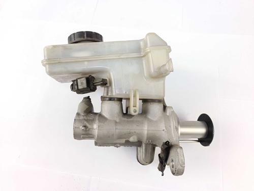 Brake master cylinder AUDI A3 (8V1, 8VK) 1.6 TDI | BP35932145M77 - Image 3