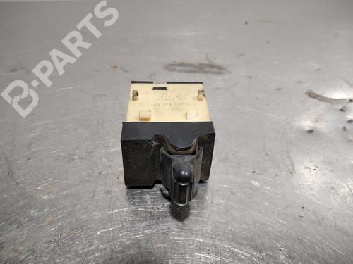 Used Right front window switch Right front window switch JEEP CHEROKEE (KJ) 2.8 CRD (163 hp) 9982889 9982889