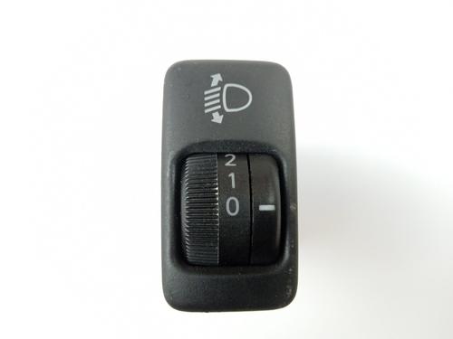 Used Headlight adjuster motor TOYOTA LAND CRUISER PRADO (_J12_) 4.0 (GRJ120, GRJ125, GRJ121) (249 hp) 14351416
