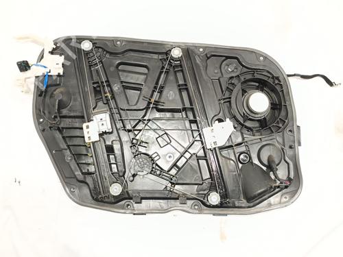 vindusheismekanisme-hyre-foran-kia-xceed-cd-2019-31802878 main image