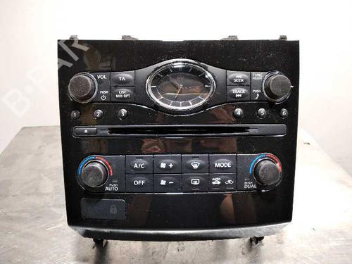 Used Climate control Climate control INFINITI QX70 30d AWD (238 hp) 10093726 10093726