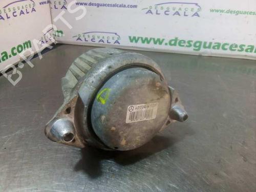 Used Engine mount Engine mount 10751857 10751857
