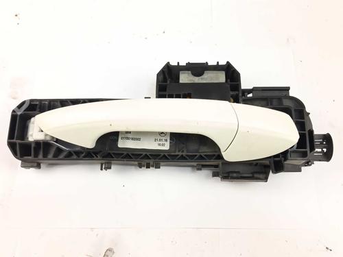 front-right-exterior-door-handle-mercedes-benz-a-class-w176-2012-2013-2014-2015-2016-2017-2018-36051179 main image