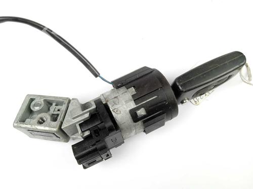 Used Ignition barrel Ignition barrel PEUGEOT 5008 (0U_, 0E_) 1.6 HDi (114 hp) 13927539 13927539