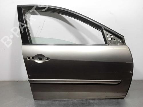 Used Right front door Right front door 12127419 12127419