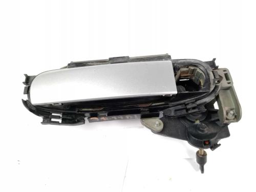 front-left-exterior-door-handle-audi-a3-sportback-8pa-2004-2005-2006-2007-2008-2009-2010-2011-2012-2013-2014-2015-23137041 main image