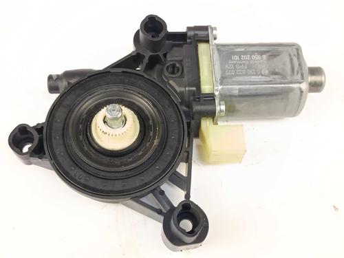 Left front window motor CUPRA FORMENTOR (KM7, KMP) 1.5 TSI | BP34158360E21 - Image 3