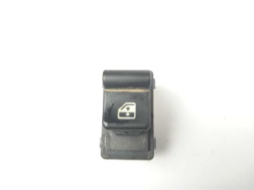 Used Left rear window switch Left rear window switch FIAT 500X (334_) 1.6 D Multijet (334AXA1B, 334AXA11) (120 hp) 16967959 16967959