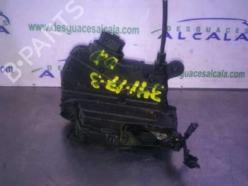 front-right-lock-renault-captur-i-j5_-h5_-805020401r-40627224-electrica-2013-9989355 main image