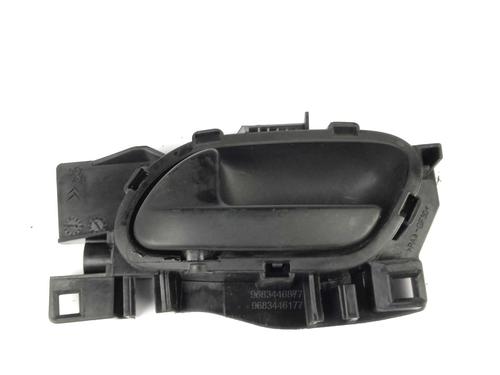 Used Rear left interior door handle Rear left interior door handle CITROËN C3 II (SC_) 1.6 BlueHDi 75 (75 hp) 16704122 16704122