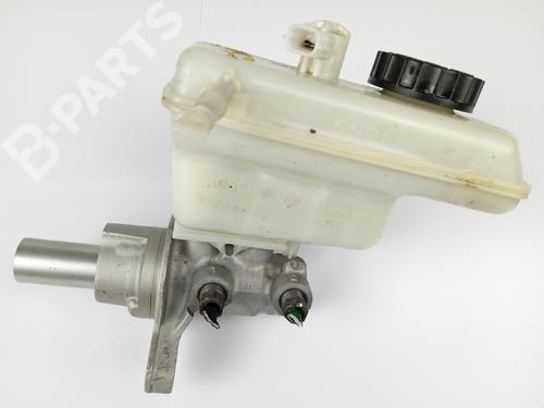 Used Brake master cylinder RENAULT LAGUNA Coupe (DT0/1) 3.0 dCi (DT03) (235 hp) 11567881