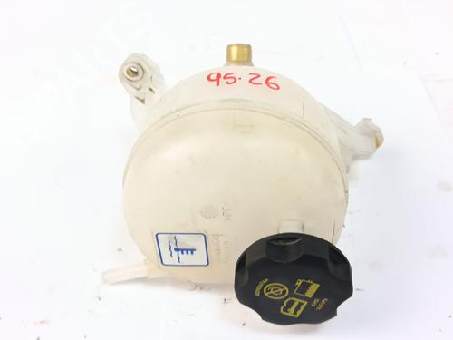 ekpansionstank-jeep-renegade-suv-bu-b1-bv-2014-32499586 main image