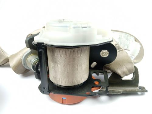 Rear left seatbelt TOYOTA LAND CRUISER PRADO (_J12_) 4.0 (GRJ120, GRJ125, GRJ121) | BP13913293I29 