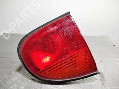 Used Right taillight Right taillight 10142617 10142617