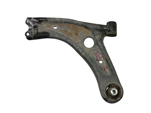 left-front-suspension-arm-toyota-yaris-_p21_-_pa1_-_ph1_-2020-38045382 main image