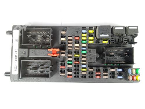 Used Fuse box LAND ROVER DISCOVERY SPORT (L550) 2.0 D 4x4 (150 hp) 11696151