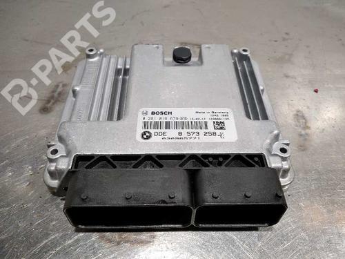 Used Engine control unit (ECU) BMW 3 (F30, F80) 316 d (116 hp) 10093518