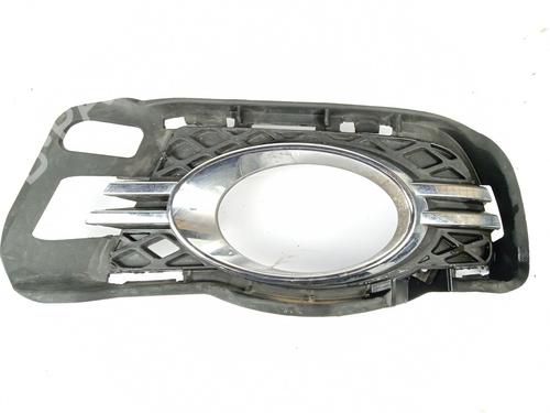 Used Grille MERCEDES-BENZ C-CLASS (W204) C 220 CDI (204.008) (170 hp) 14350163