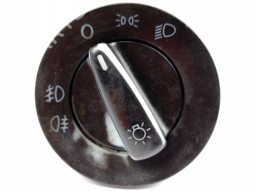 Used Headlight switch VW PASSAT B5.5 (3B3) 1.9 TDI (101 hp) 17687138