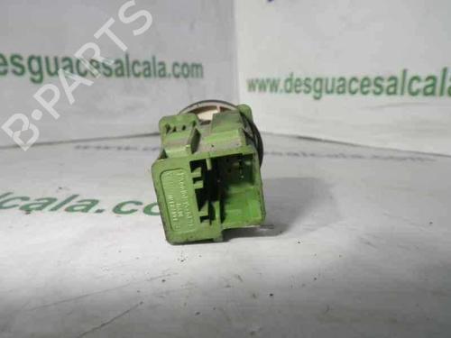 Used Switch Switch CITROËN BERLINGO / BERLINGO FIRST MPV (MF_, GJK_, GFK_) 2.0 HDI 90 (MFRHY) (90 hp) 14352222 14352222