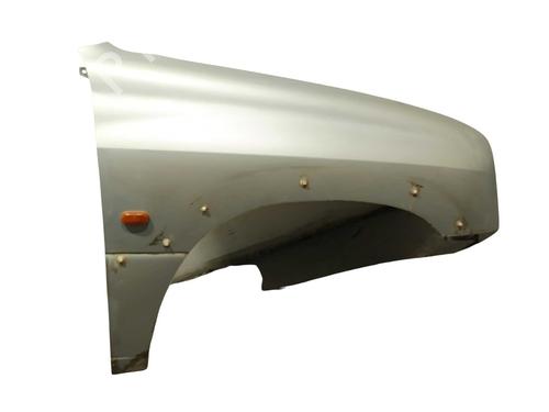 Used Right front fenders Right front fenders SUZUKI GRAND VITARA I (FT, HT) 2.0 TD 4x4 (SQ420D) (87 hp) 39981520 39981520