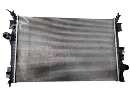 Used Water radiator Water radiator PEUGEOT 3008 II SUV (MC_, MR_, MJ_, M4_) 1.5 BlueHDi 130 (131 hp) 24548773 24548773