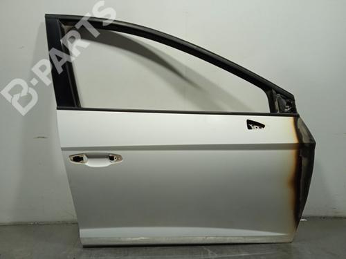 Used Right front door Right front door SEAT LEON (5F1) 1.6 TDI (105 hp) 10934396 10934396
