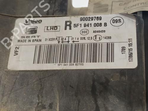 Right headlight SEAT LEON (5F1) 2.0 TDI | BP30168894C29 
