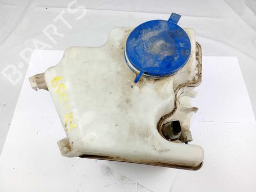Used Windscreen washer tank Windscreen washer tank 21063586 21063586