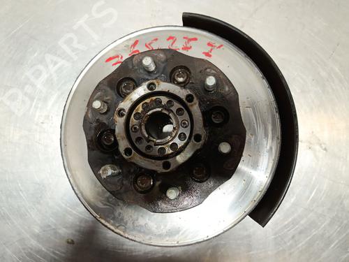 Used Left front steering knuckle NISSAN TERRANO II (R20) 2.7 TDi 4WD (125 hp) 27244438
