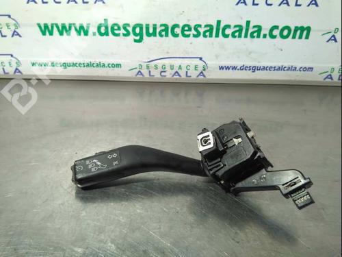 Used Headlight switch SEAT LEON (1P1) [2005-2013]  9990909