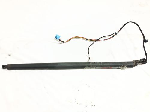 Used Tailgate lift support MERCEDES-BENZ GLA-CLASS (X156) GLA 200 CDI / d (156.908) (136 hp) 25866918