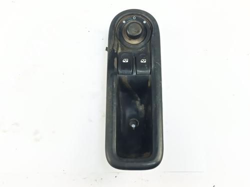 Interrupteur de vitre avant gauche RENAULT TWINGO II (CN0_) 1.5 dCi (CN0E) (64 hp) 32372848