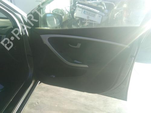 Venstre bagtil invendig håndtag HYUNDAI i30 (GD) 1.4 CRDi | BP15670147I15 