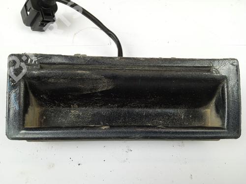 Used Tailgate handle VW TOUAREG (7LA, 7L6, 7L7) 2.5 R5 TDI (174 hp) 10491495