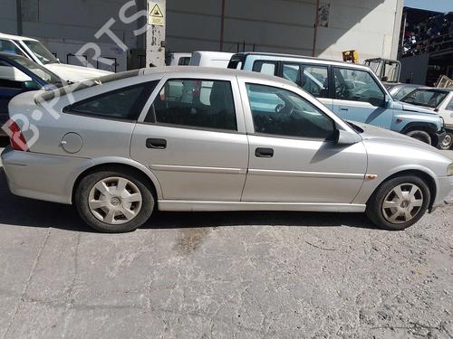 Used Parts OPEL VECTRA B Hatchback (J96) 2.0 i 16V (F68) 3464752