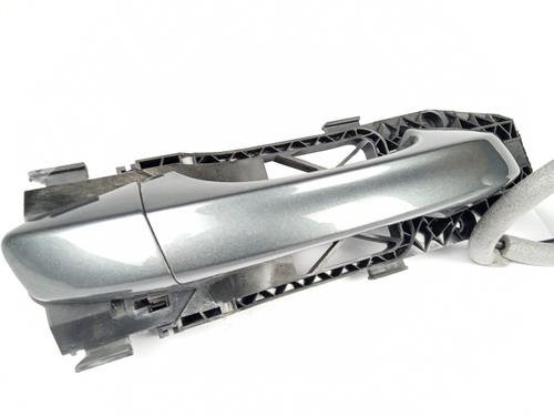 Used Front right exterior door handle Front right exterior door handle SEAT LEON ST (5F8) 2.0 Cupra (280 hp) 10416722 10416722