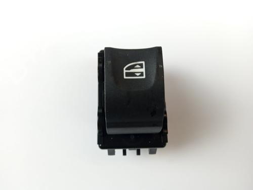 Used Left rear window switch RENAULT MEGANE IV Hatchback (B9A/M/N_) 1.5 Blue dCi 115 (B9A6) (116 hp) 10551800