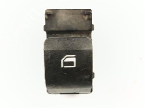 Used Right rear window switch HYUNDAI BAYON (BC3) 1.2 MPI (84 hp) 29630058