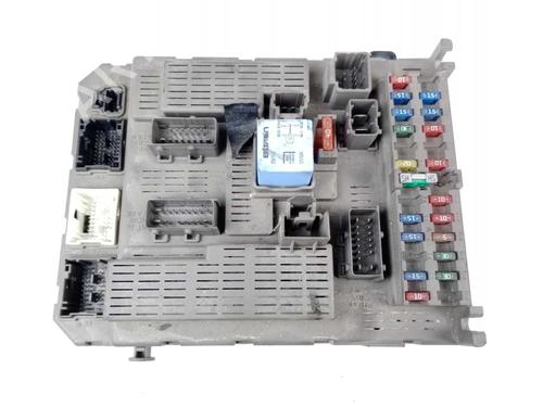 Used Fuse box Fuse box 22740498 22740498