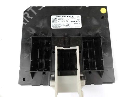 Used Electronic module Electronic module SEAT LEON Sportstourer (KL8, KLD) 1.5 eTSI (150 hp) 22779126 22779126