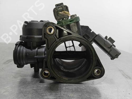 Used Throttle body Throttle body 10152505 10152505