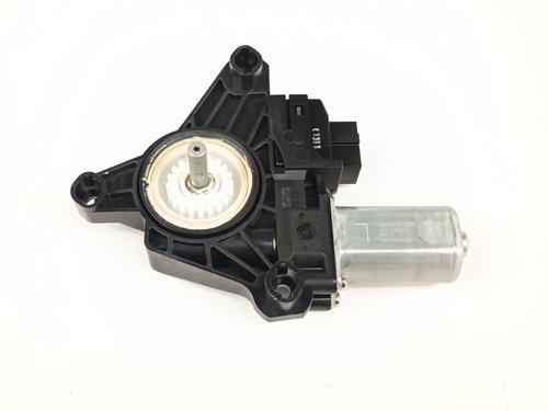 Used Right rear window motor Right rear window motor MERCEDES-BENZ GLC (X253) 200 4-matic (253.943) (197 hp) 34441170 34441170