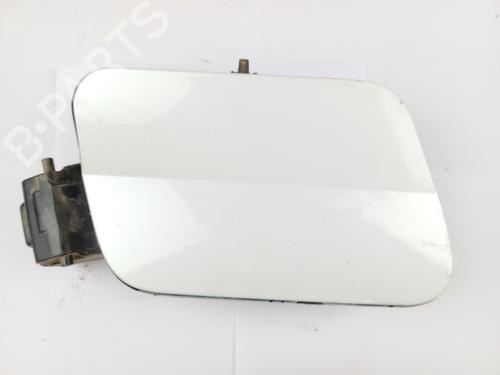 Używane Klapa wlewu paliwa PEUGEOT 3008 II SUV (MC_, MR_, MJ_, M4_) 1.5 BlueHDi 130 (131 hp) 24407080