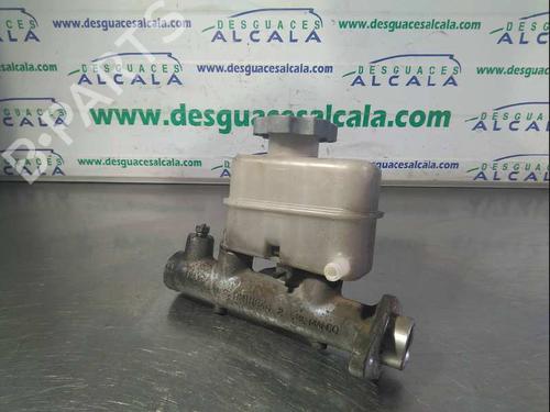 Used Brake master cylinder HYUNDAI SANTA FÉ I (SM) 2.0 CRDi (113 hp) 14353182