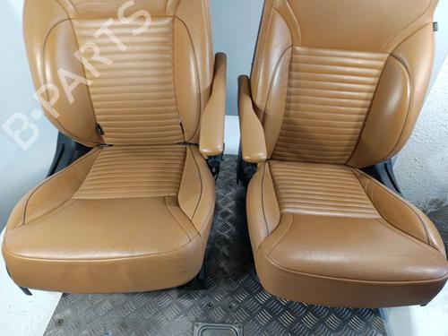 Seats set LAND ROVER DISCOVERY V (L462) 2.0 Sd4 4x4 | BP39950505C78 - Image 16