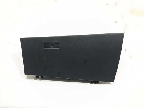 Used Glove box Glove box TOYOTA C-HR (_X1_) 1.8 Hybrid (ZYX10_, ZYX11_) (98 hp) 32411959 32411959