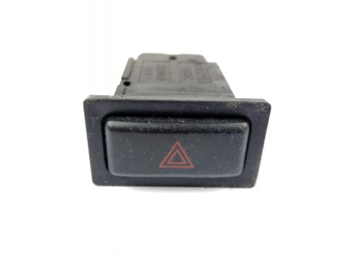 Used Warning switch TOYOTA LAND CRUISER 90 (_J9_) 3.0 TD (KZJ90_, KZJ95_, KZJ90R, KZJ95R, KZJ90W, KZJ95W) (125 hp) 22740535